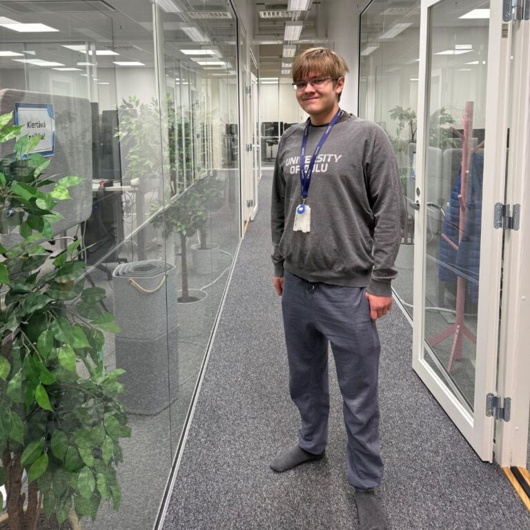 Eetu Sebitin toimistolla